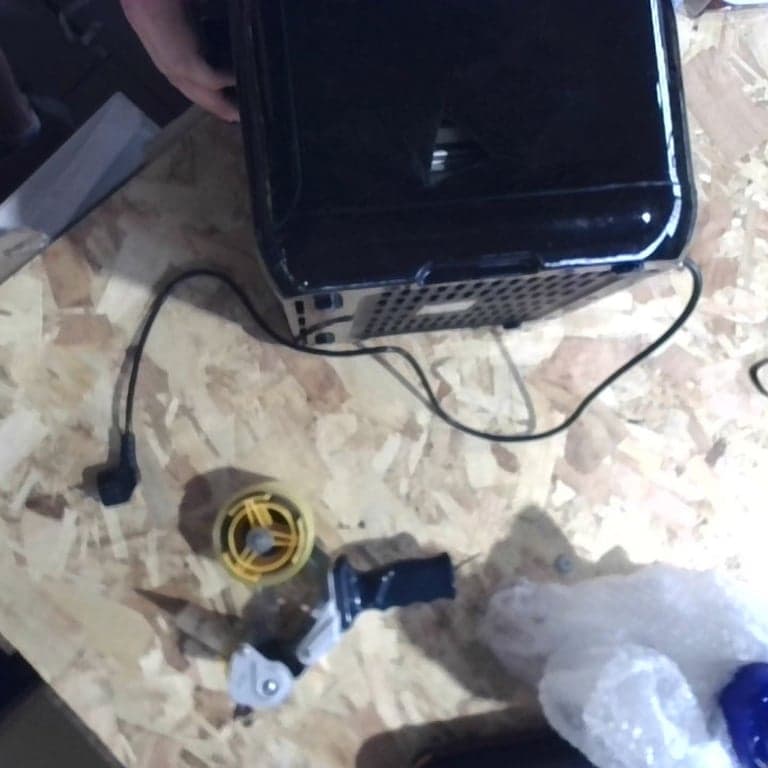 G3 Ferrari G10136 Friggisano 2.0 Forrólevegős Sütő 11 L 1500 W 9 — szállításból eredő kopás karcok oldalán törés (állapot: lásd a 2. képet)