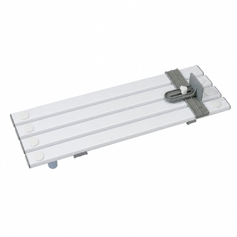 NRS Healthcare M78366 Rácsos Fürdőkád Ülőlap 710x230x20 mm Fehér Hiányos — Csak 1 db oldaltámaszték nélkül (állapot: lásd a 2. képet)