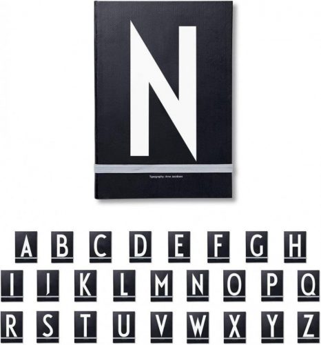 Design Letters A-Z Fekete Notizbuch, A5 Méretű, Keményfedelű Jegyzetfüzet Rugalmas Zárószalaggal